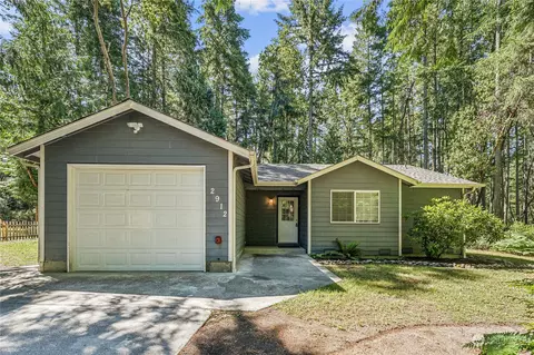 12912 Silver Dr, Anderson Island, WA 98303
