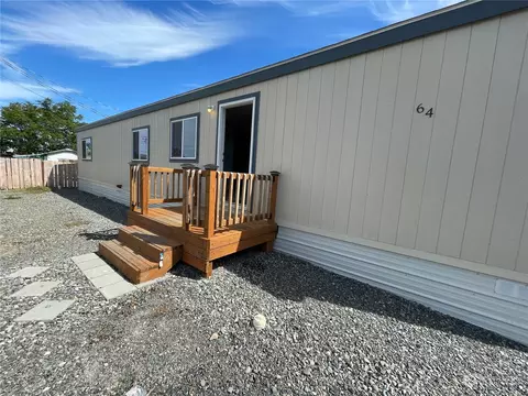2700 Fruitvale Blvd #64, Yakima, WA 98902