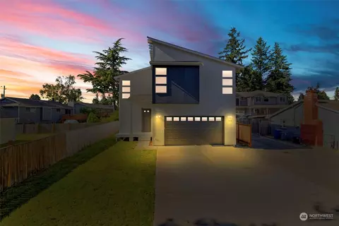 424 SW 124th St, Seattle, WA 98146