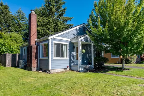 1322 Puget St NE, Olympia, WA 98506