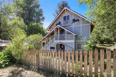 26018 SE 192nd St, Maple Valley, WA 98038