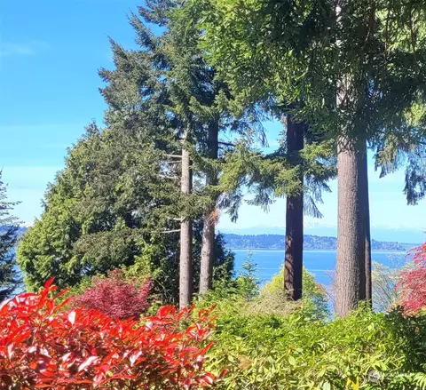 16056 Maplewild Ave SW, Burien, WA 98166