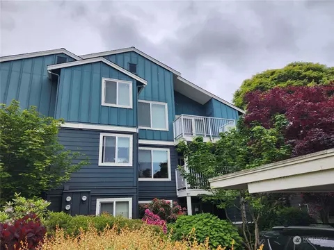 300 N 130th St #5301, Seattle, WA 98133