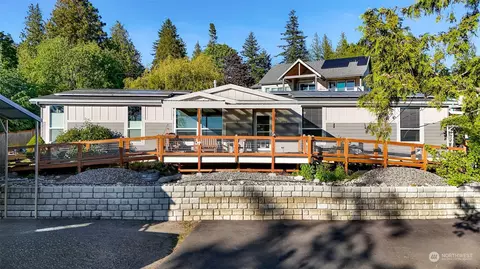 4790 Beach Ln, Ferndale, WA 98248