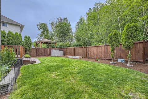 Exterior - 15520 36th Dr SE, Bothell, WA 98012 photo 5 of 7