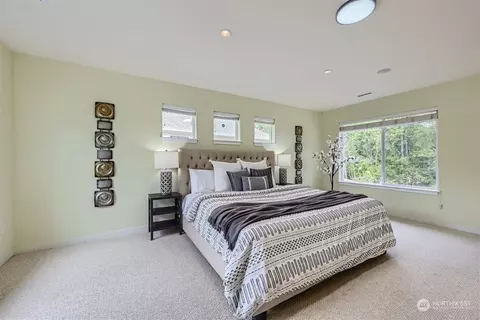 Bedroom - 15520 36th Dr SE, Bothell, WA 98012 photo 1 of 5