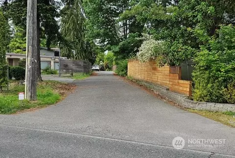 12200 Densmore Ave N, Seattle, WA 98133