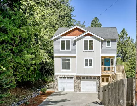 2125 Ford Ave, Bremerton, WA 98312