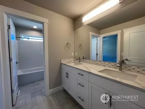 9407 NE 202nd St, Bothell, WA 98011 photo 10