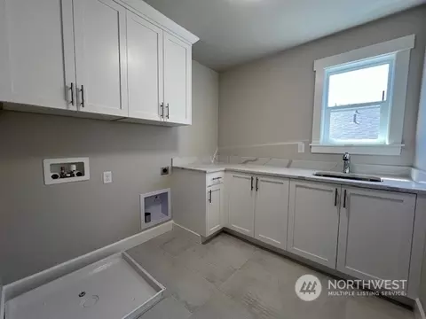 9407 NE 202nd St, Bothell, WA 98011 photo 9