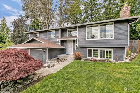 1205 25th Ave SE, Puyallup, WA 98374