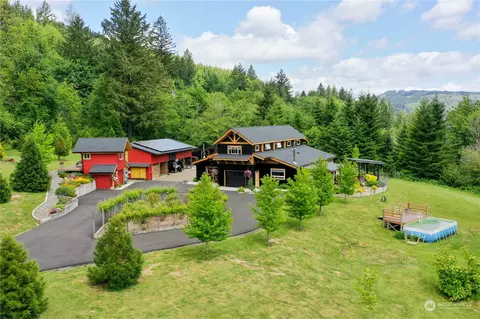 444 Fredrickson Rd, Woodland, WA 98674