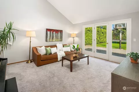 Living - 15521 29th Ave SE, Mill Creek, WA 98012 photo 5 of 5