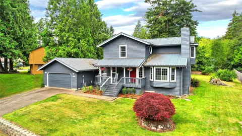 6923 Liverpool Ct NE, Bremerton, WA 98311