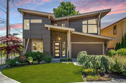 13117 NE 101st Pl, Kirkland, WA 98033
