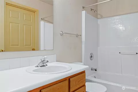 2001 120th Pl SE #2-303, Everett, WA 98208 photo 7