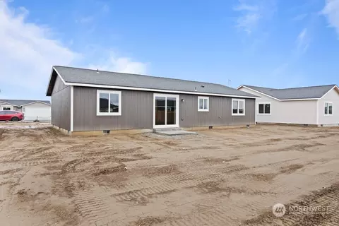 932 E Cascade St, Othello, WA 99344 photo 7