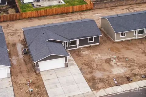 932 E Cascade St, Othello, WA 99344 photo 32