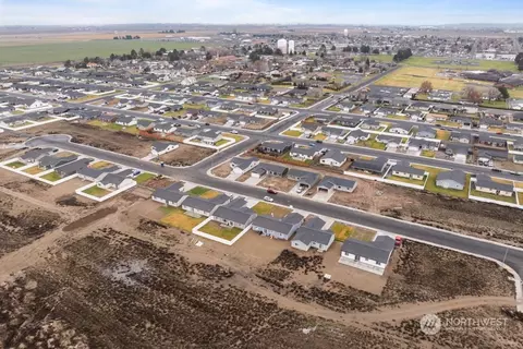 932 E Cascade St, Othello, WA 99344 photo 9