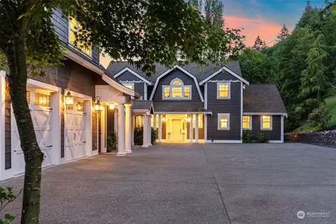 5610 Ray Nash Dr NW, Gig Harbor, WA 98335