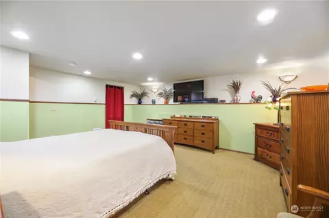Bedroom - 2228 Baker Ave, Everett, WA 98201 photo 3 of 4