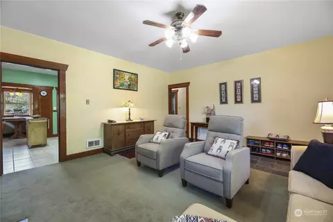 Living - 2228 Baker Ave, Everett, WA 98201 photo 3 of 4