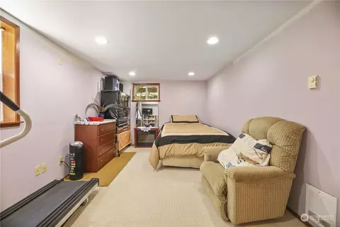 Bedroom - 2228 Baker Ave, Everett, WA 98201 photo 4 of 4