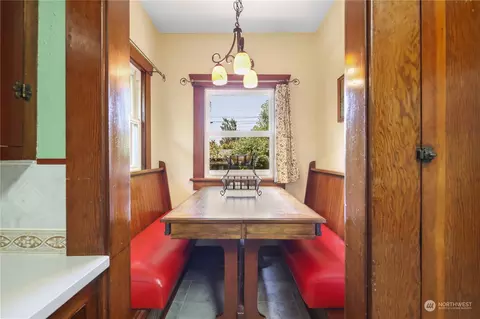 Dining - 2228 Baker Ave, Everett, WA 98201 photo 1 of 1