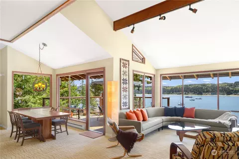 61 N Bay Ln #5, Port Ludlow, WA 98365