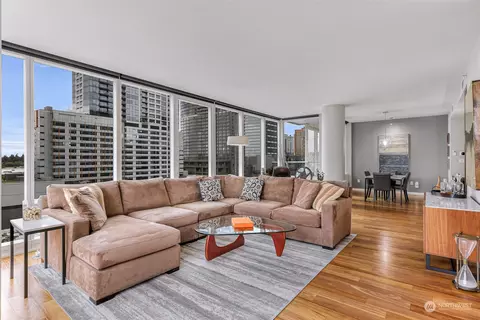 500 106th Ave NE #1115, Bellevue, WA 98004