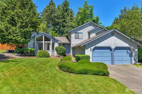 18120 NE 100th Court St, Redmond, WA 98052