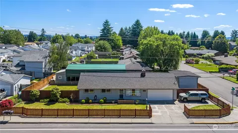 1012 22nd St NE, Auburn, WA 98002