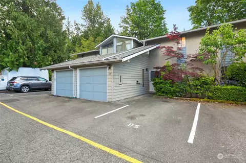 19207 40th Ave W #D5, Lynnwood, WA 98036