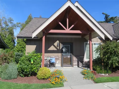 4733 Tidal Way #101, Blaine, WA 98230