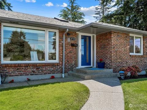 4710 N 42nd St, Tacoma, WA 98407