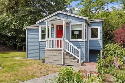9805 Ravenna Ave NE, Seattle, WA 98115