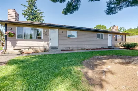 738 15th St, Washougal, WA 98671