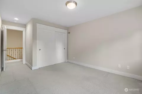 Bedroom - 20315 96th Ave NE, Bothell, WA 98011 photo 6 of 10
