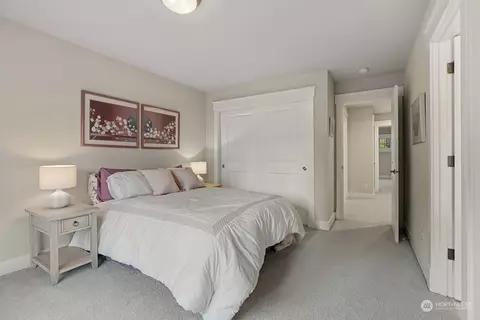 Bedroom - 20315 96th Ave NE, Bothell, WA 98011 photo 5 of 10