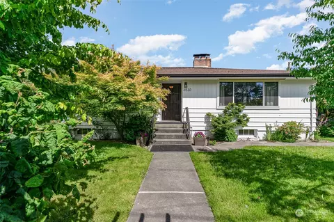 6530 18th Ave SW, Seattle, WA 98106