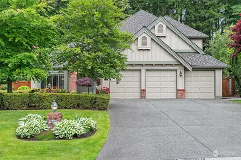 25916 SE 22nd Pl, Sammamish, WA 98075