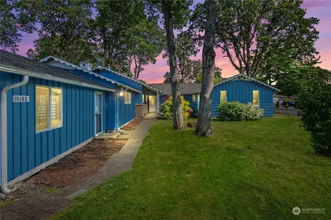 10103 Montrose Ave SW, Lakewood, WA 98499