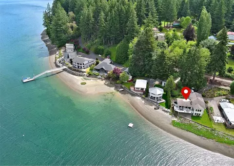 121 E Wilkes Rd, Grapeview, WA 98546
