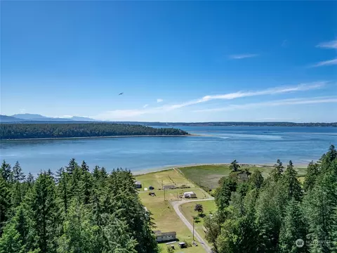800 Fort Gate Rd, Nordland, WA 98358