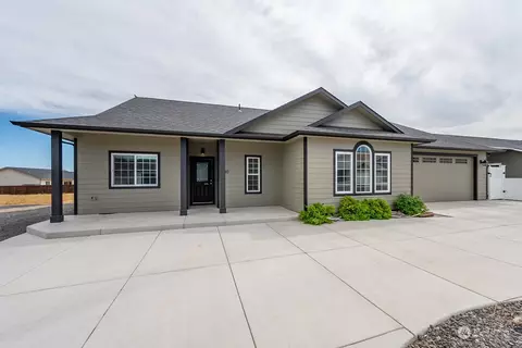 40 Grant Dr, Ephrata, WA 98823