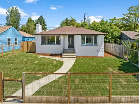 1905 S Hosmer St, Tacoma, WA 98405