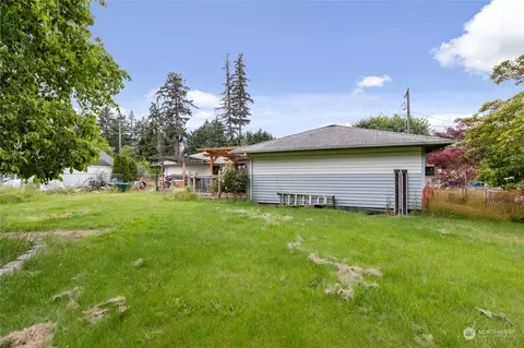 Exterior - 15109 Spanaway Loop Rd S, Spanaway, WA 98387 photo 8 of 14