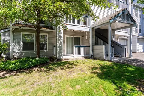 33020 10th Ave SW #T101, Federal Way, WA 98023