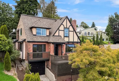 1321 33rd Ave S, Seattle, WA 98144