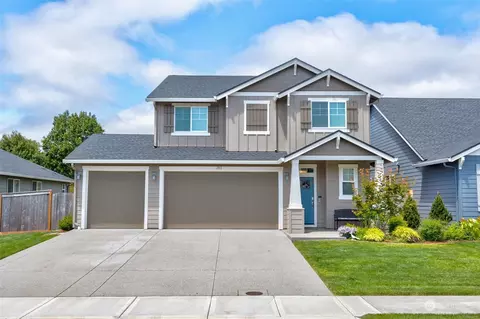 1911 Schneiter Dr, Longview, WA 98632
